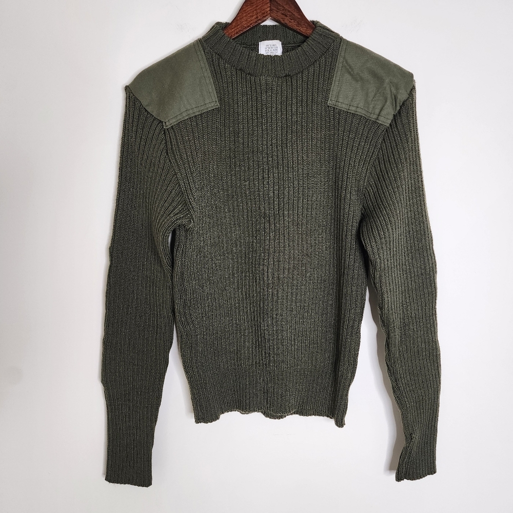 Vintage U.S.M.C. Shade Olive Green Knitted Wool Ribbed Men's Sweater Size 38